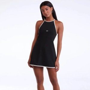 Set Active Black and White Contrast Sportbody Active Exercise Dress